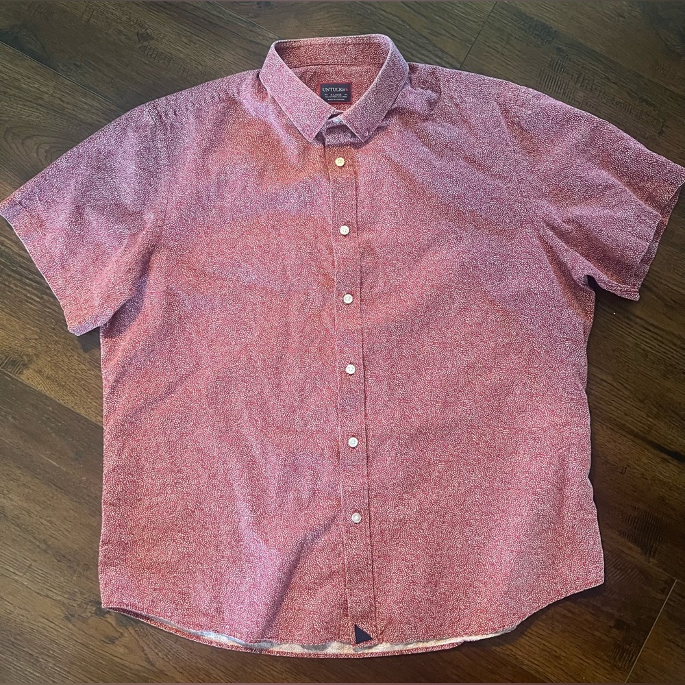 Untuckit Shirt Red White Mens XL Short Sleeve Button Up